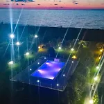 Tatil Evi Vacanze Mare Nostrum - In Front Of The With Pool *