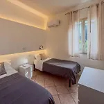 Vacanze Mare Nostrum - In Front Of The With Pool * Campofelice Di Roccella