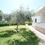 Vacanze Mare Nostrum - In Front Of The With Pool Tatil Evi