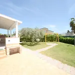 Vacanze Mare Nostrum - In Front Of The With Pool Tatil Evi *