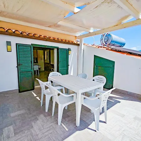 Vacanze Mare Nostrum - In Front Of The With Pool Casa de Férias *